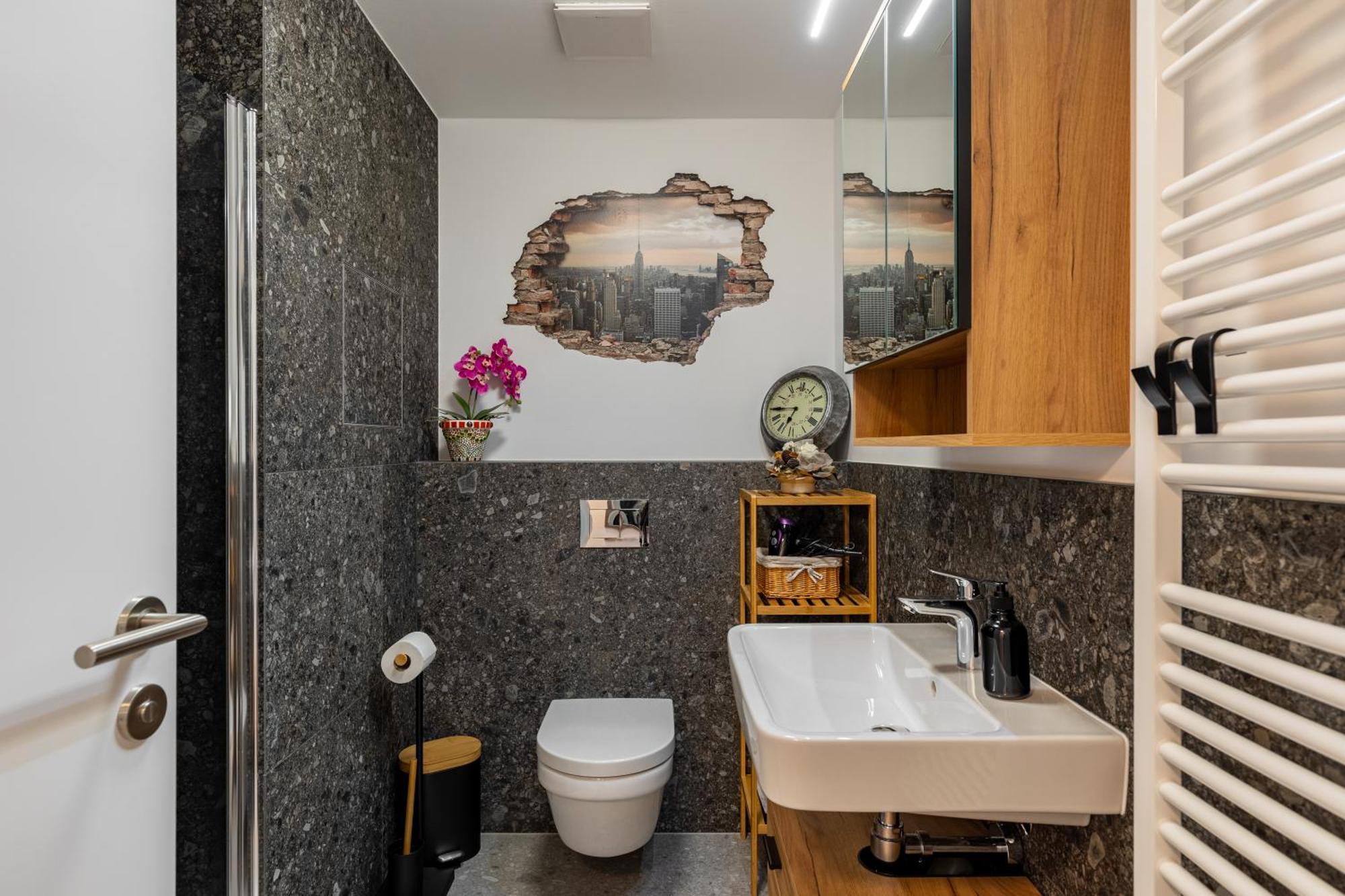 Bnb Slovakia Guthaus 64D Bratislava Exterior foto